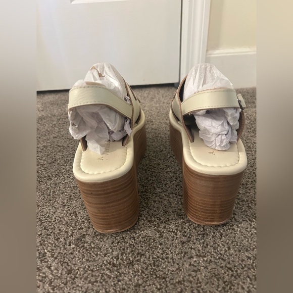 Anthropologie Buckle Platform Wedges - Picture 13 of 15